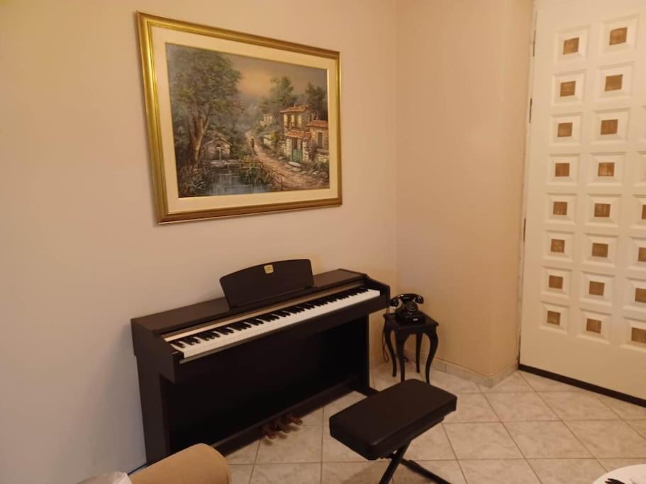 Rafaelhouse Apartman Hriszí Aktí Haniá Kültér fotó